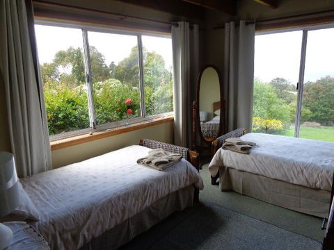 The Eagles View - Dalby Accommodation 4
