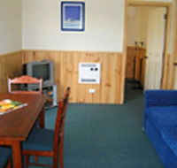 Driftwood Strahan Villas - Dalby Accommodation