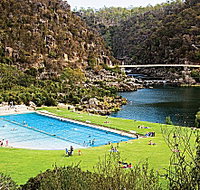 Charlton Lodge - Dalby Accommodation