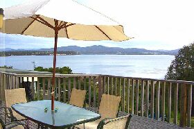 Waterfront On Georges Bay - Dalby Accommodation 0