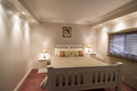 Ellie's Cottage Collection - Ellie's Spa Cottage - Dalby Accommodation 0