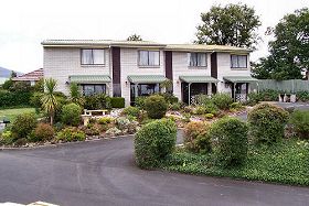 Davey Place Town Houses - Dalby Accommodation 0