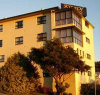 Menai Hotel - Dalby Accommodation