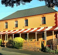 Meredith House And Mews - Dalby Accommodation