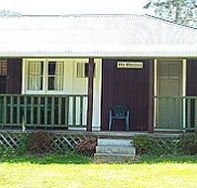 Old Whisloca Cottage - Dalby Accommodation