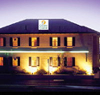 Comfort Inn Coach House Launceston - Dalby Accommodation