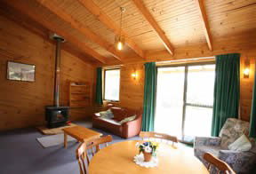 Silver Ridge Retreat - Dalby Accommodation 4