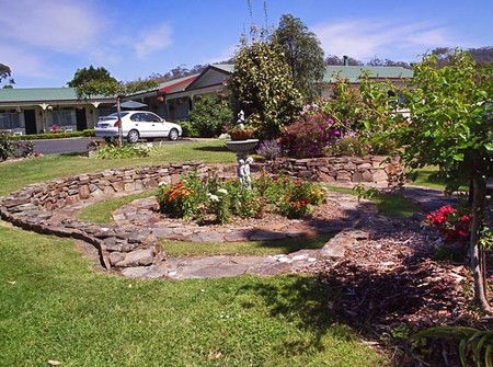 Wintersun Gardens Motel - Dalby Accommodation 2