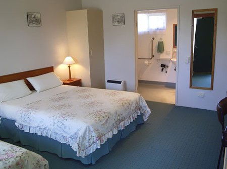 Wintersun Gardens Motel - Dalby Accommodation 3