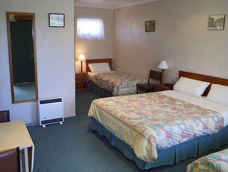 Wintersun Gardens Motel - Dalby Accommodation 4