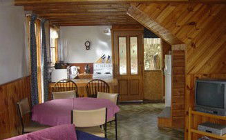 Crayfish Creek Van And Cabin Park And Spa House - Dalby Accommodation 4