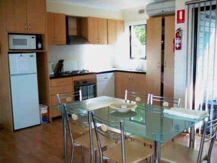 Davey Place Town Houses - Dalby Accommodation 3