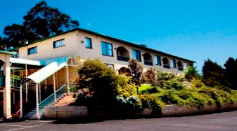 Tamar River Villas - Dalby Accommodation 1