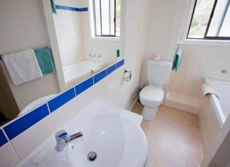 Tamar River Villas - Dalby Accommodation 4