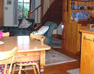 Conmel Cottage - Dalby Accommodation 4