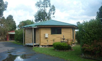 Seven Mile Cottages - Dalby Accommodation 1