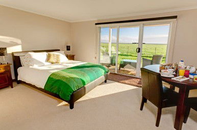 Old Cable Station Colonial Retreat - Dalby Accommodation 4