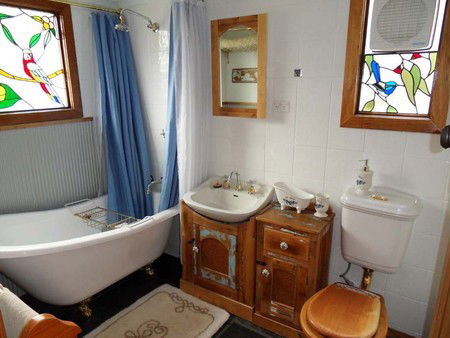 Peck's On Pine - Dalby Accommodation 1