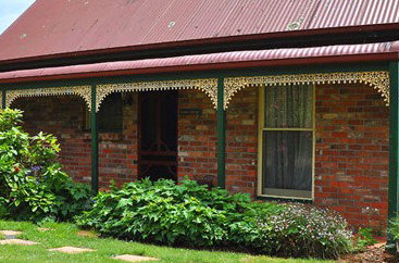 Killynaught Spa Cottages - Dalby Accommodation 3