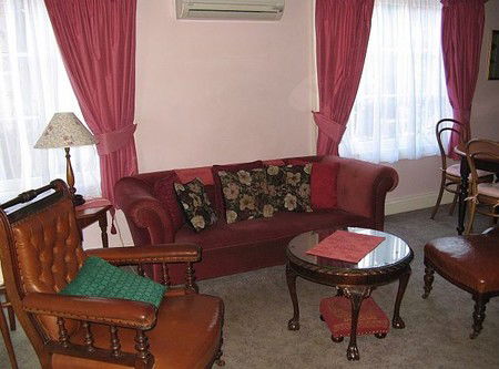The Grove - Dalby Accommodation 4