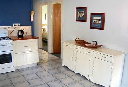 Engadine Cottage - Dalby Accommodation 4