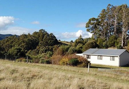 Engadine Cottage - Dalby Accommodation 5