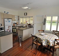Cairns Holiday Homes Wilks House - Dalby Accommodation