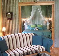 Crater Lakes Rainforest Cottages - Dalby Accommodation