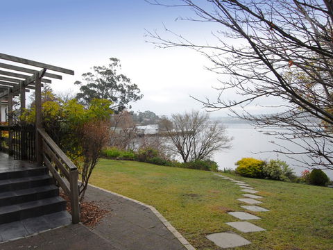 Waterside Accommodation - Dalby Accommodation 5