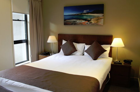 Wyndham Seven Mile Beach - Dalby Accommodation 4
