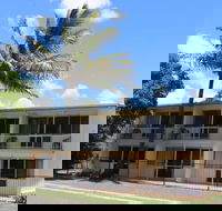 Pippies Beachhouse - Dalby Accommodation