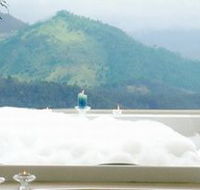 Artisan Spa Views Bed and Breakfast Cottage - Dalby Accommodation