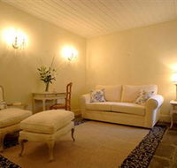 Montrose of Ballarat - Montrose Cottage - Dalby Accommodation