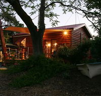 Ballarat Cottages - Dalby Accommodation