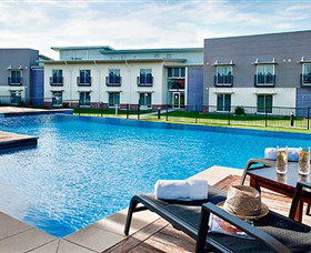 Springs Resort - Shoalhaven Sports Motel - Dalby Accommodation 0