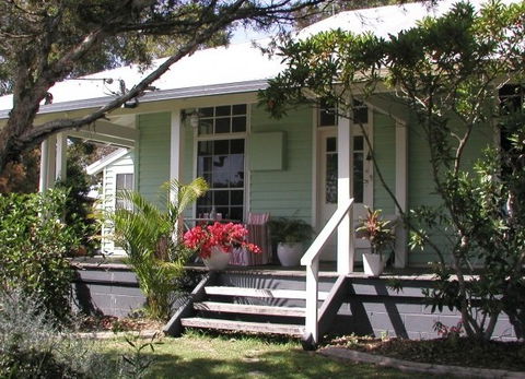 Huskisson Bed & Breakfast - Dalby Accommodation 0