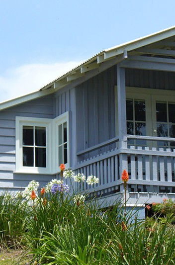 Hyams Beach Seaside Cottages - Dalby Accommodation 0