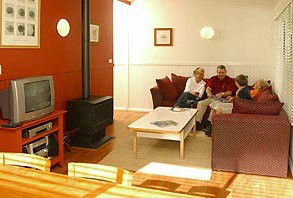 Bay Of Plenty Lodges - Dalby Accommodation 2