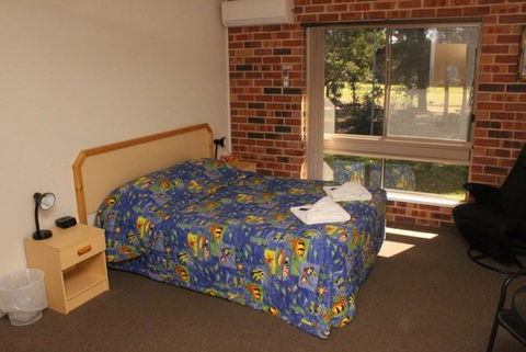 Golf View Motel - Dalby Accommodation 2