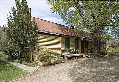 Brindabella NSW Dalby Accommodation