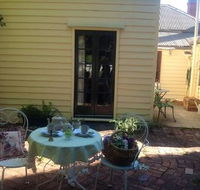 Newington House - Dalby Accommodation