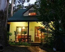 Ballarat Cottages - Dalby Accommodation 1