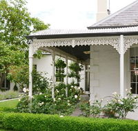Camellia Cottage Bed  Breakfast - Dalby Accommodation