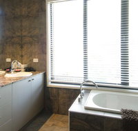 Coliban Springs - Dalby Accommodation