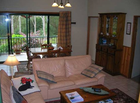 Bundara Farm Cottages - Dalby Accommodation 3