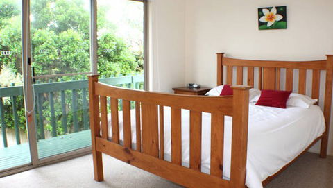 Callala Beach Front - Dalby Accommodation 2