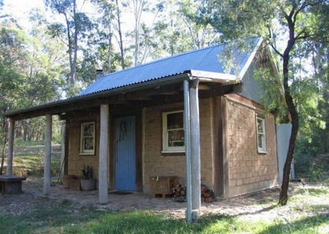Bakers Flat Cottages - Dalby Accommodation 2