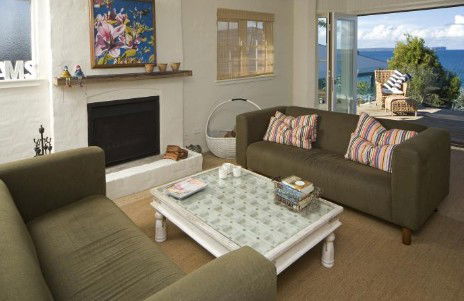 Absolute Waterfront At Hyams Beach - Elandra - Dalby Accommodation 2