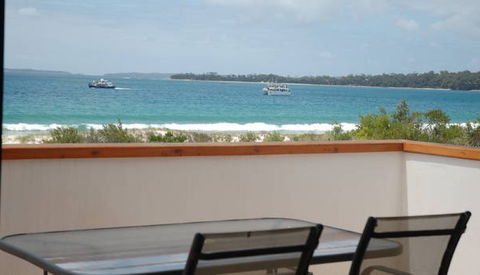 Beachfront House - Dalby Accommodation 5