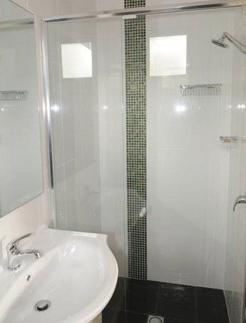Blue Roo House - Dalby Accommodation 1